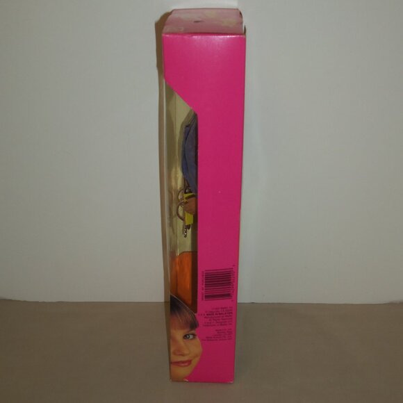 Barbie Earring Magic KEN Doll in Original Box - Picture 3 of 7